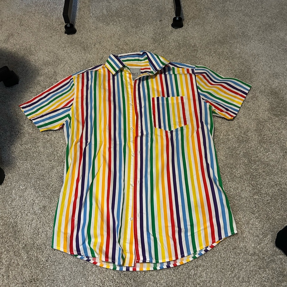 Button-up short sleeve PRIDE shirt